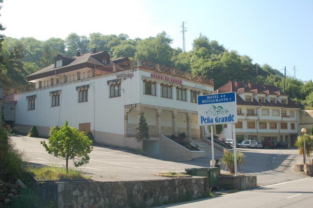 Hotel Penagrande Cangas De Narcea Eksteriør bilde