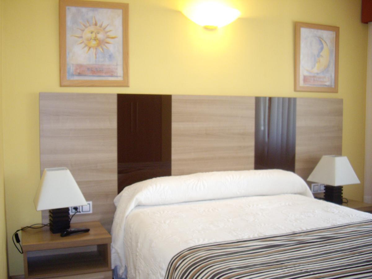 Hotel Penagrande Cangas De Narcea Eksteriør bilde