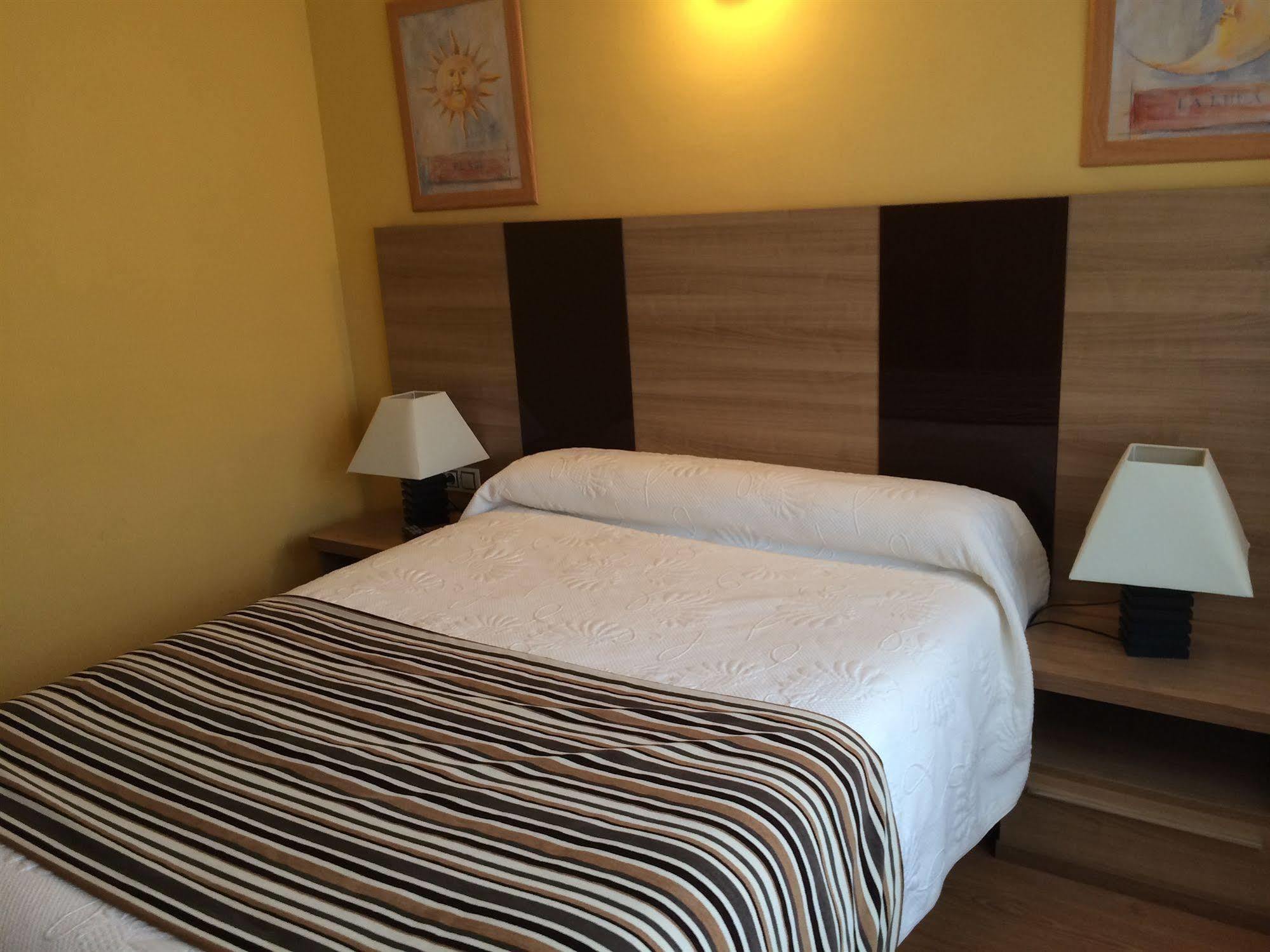 Hotel Penagrande Cangas De Narcea Eksteriør bilde