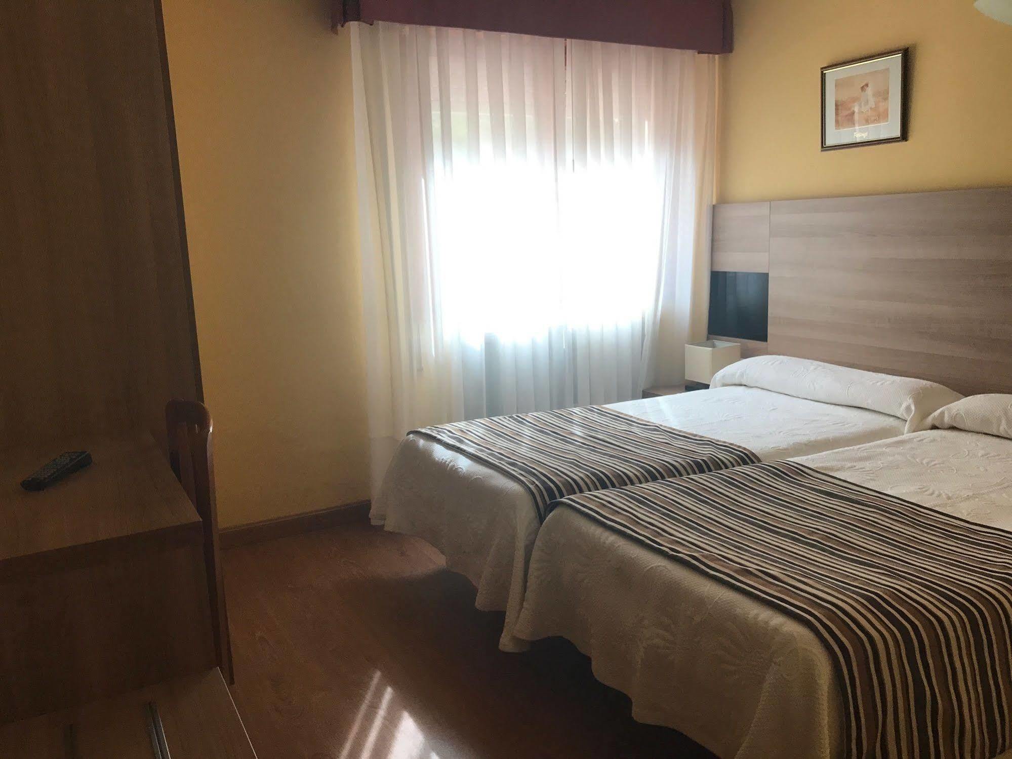 Hotel Penagrande Cangas De Narcea Eksteriør bilde