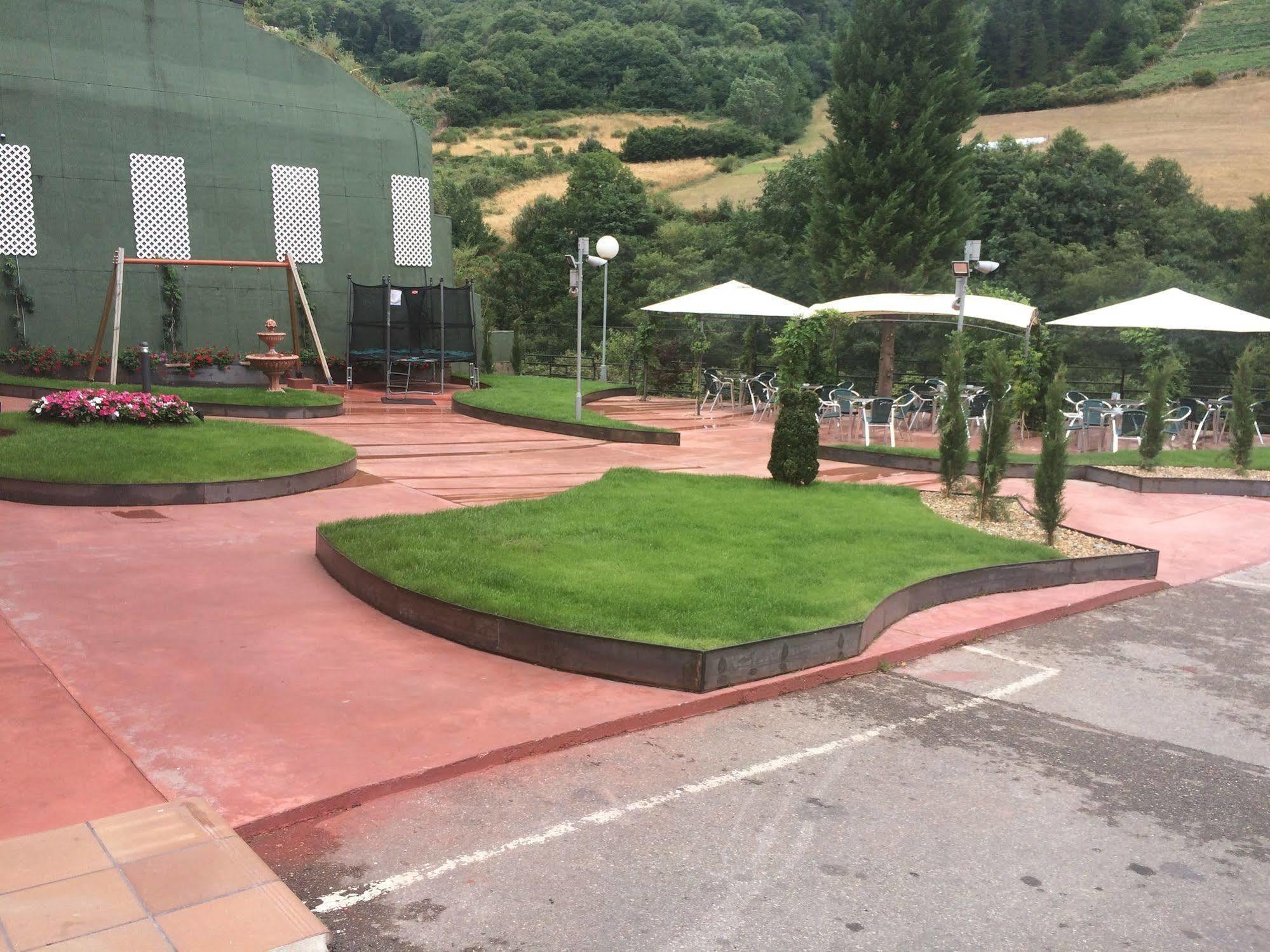 Hotel Penagrande Cangas De Narcea Eksteriør bilde