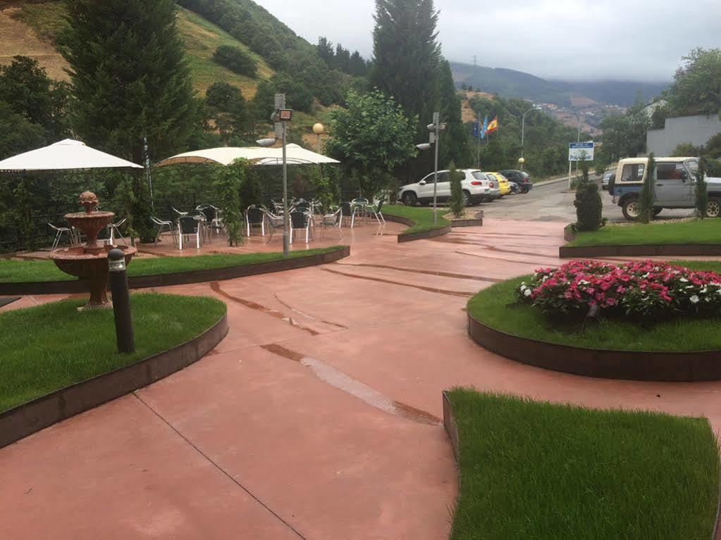 Hotel Penagrande Cangas De Narcea Eksteriør bilde